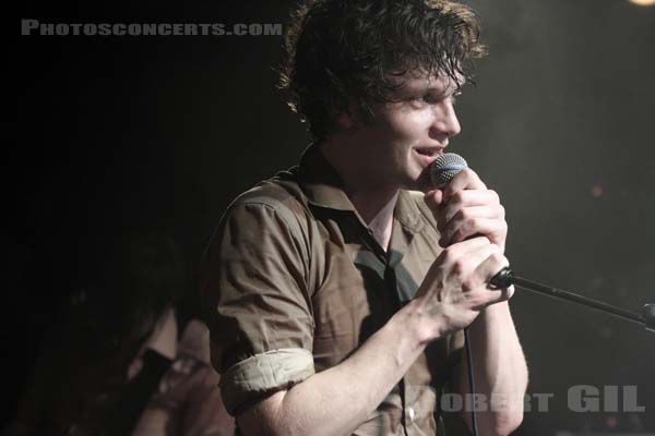 FRIENDLY FIRES - 2009-02-26 - PARIS - La Maroquinerie - 